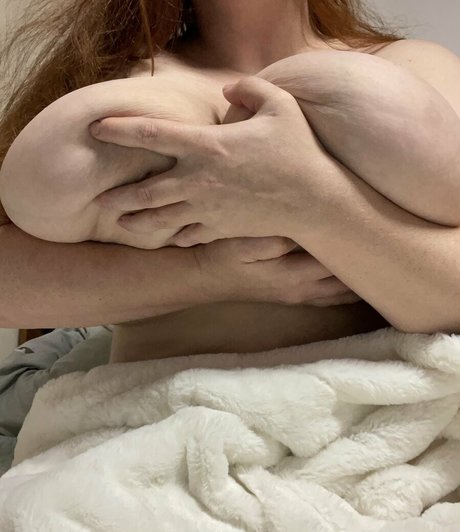 Rileslit star nudes pic