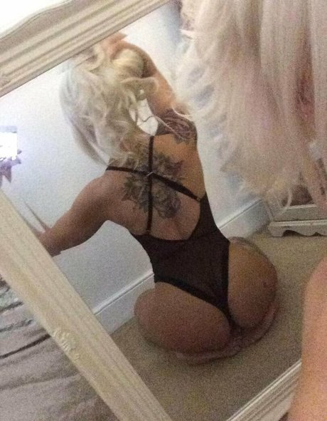 harrietellenshaw naked pornstar gallery