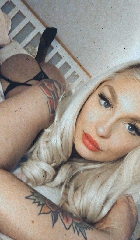 harrietellenshaw nudes actress pictures