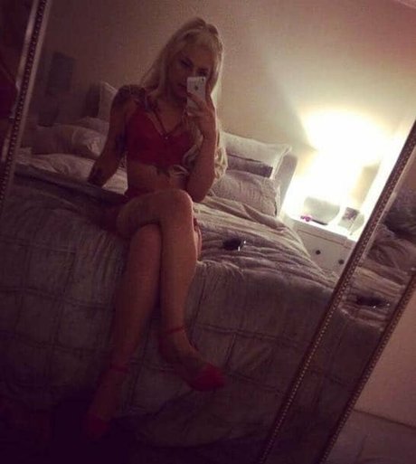 harrietellenshaw exclusive star images