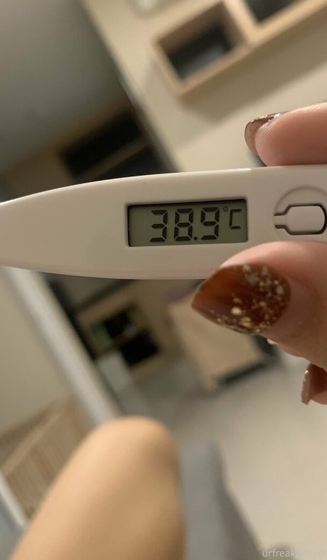 urfreakgemini star erotic photo