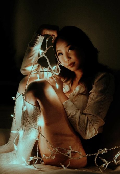 Lizzievx exclusive actress images