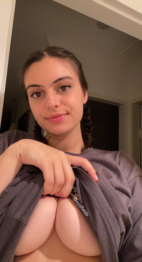 Freya Fields model nudes pictures