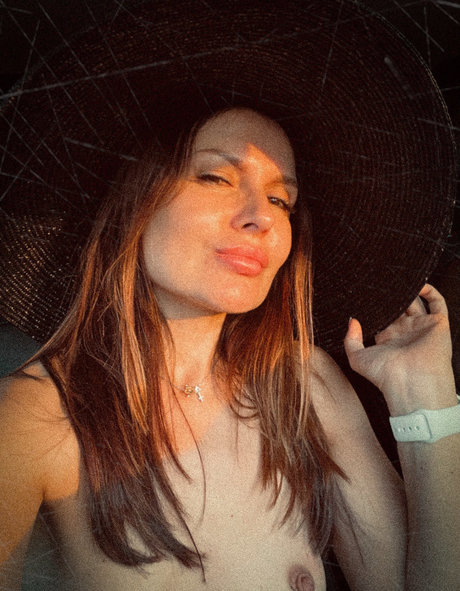 Elena Ptena top actress img