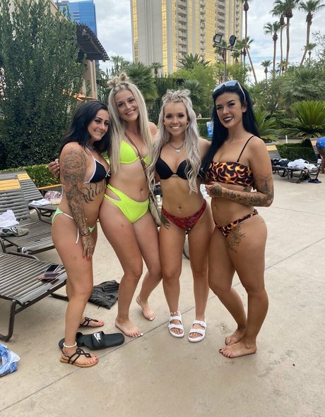 wtkhxrated nude star pictures