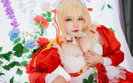 Yurihime naked pornstar photo