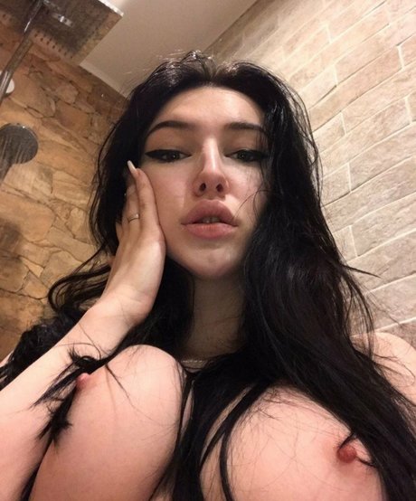 SadAndWet star pornographic photos