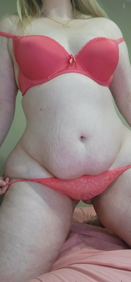 Sandie cheeks hd model images