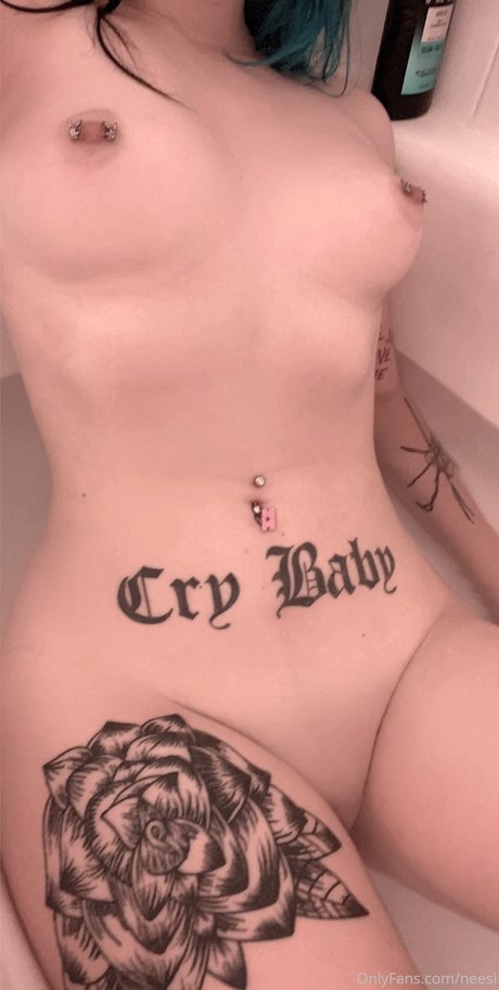 Neesi exclusive model galleries