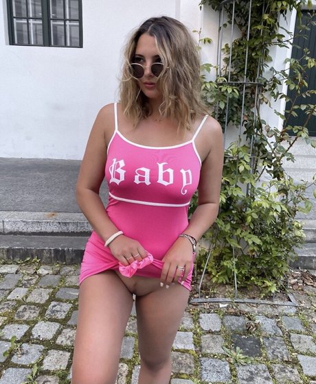 Lena Louu model best picture