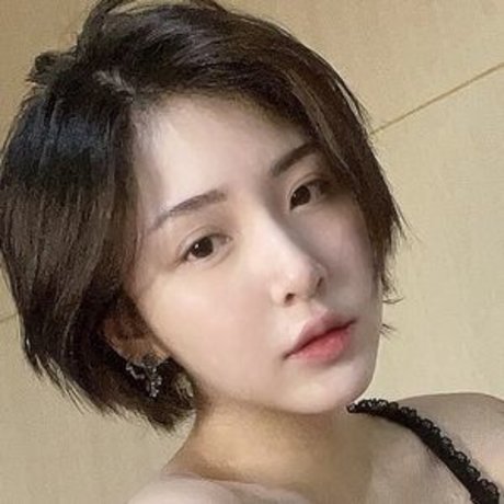 b saya hd actress img