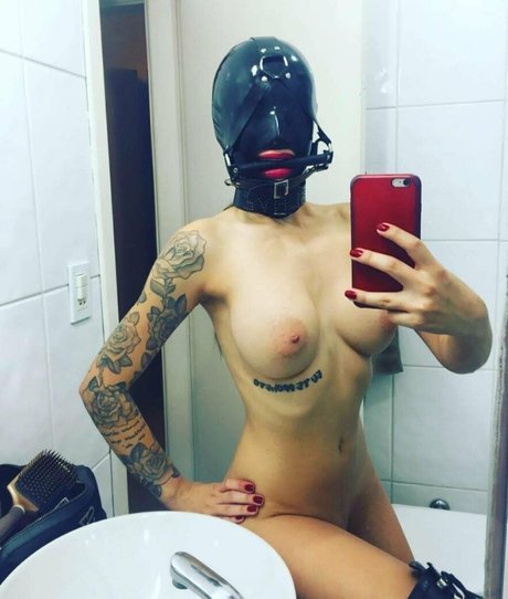 Mistress TT S model sexy image