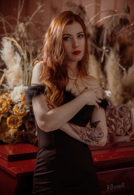 drawiwandspaseart model pretty photo