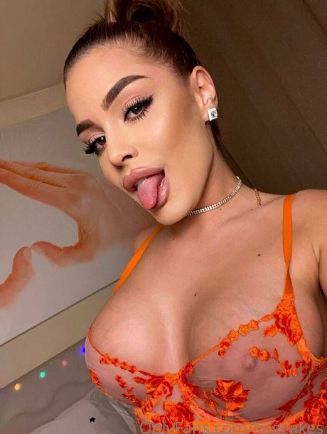 lingcakes model hot gallery