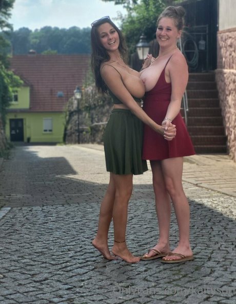 KaitySun beautiful pornstar pic