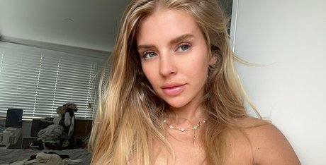 jadeold porn star img