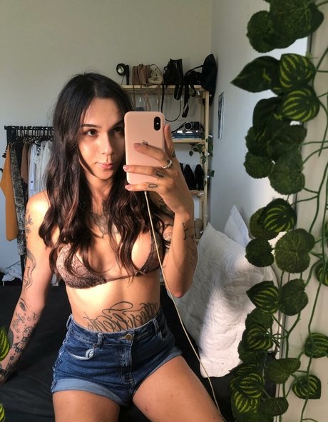 bruninhatgirl sex actress galleries