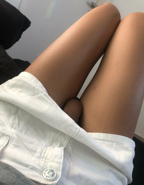 bruninhatgirl pretty actress photos