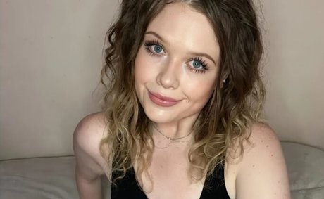 Water Ski Bunny pretty star picture