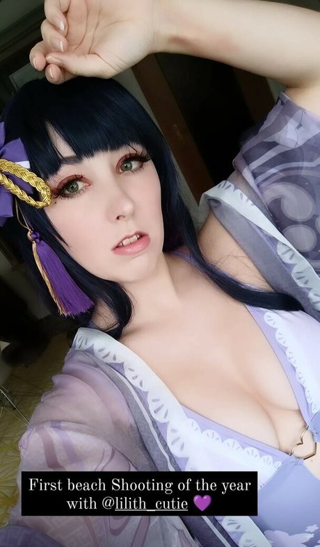 Pink Fluffy Kitchicorn xxx model image