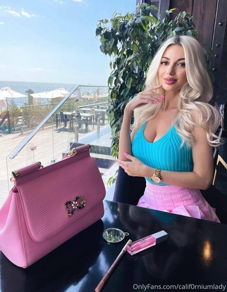 calif0rniumlady model hot pictures