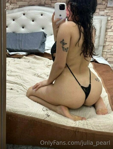 julia pearl star picture