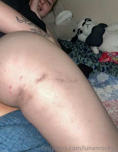 lunanrockyy nudes pornstar galleries