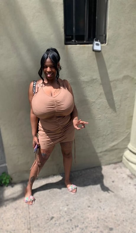 QuanaStevens star free gallery