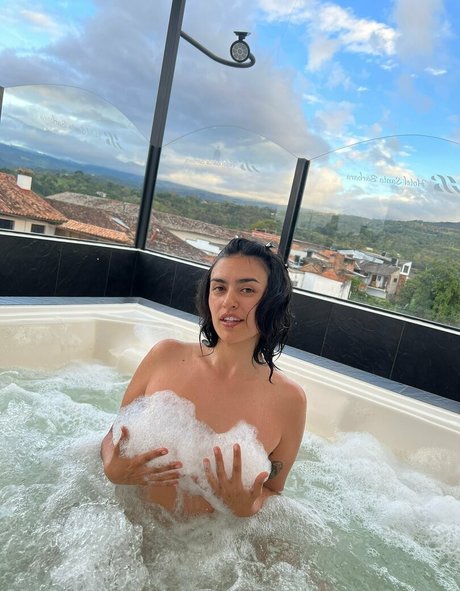 escobutt top pornstar pics