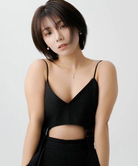 Narumi Ohkawa model naked picture