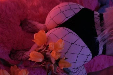 Sasha Dias free star img