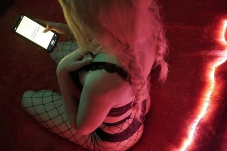 Sasha Dias best star pics