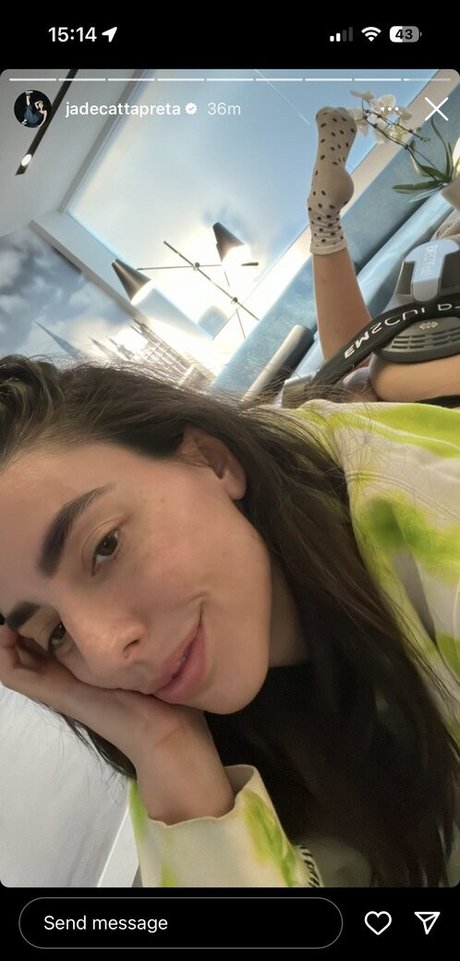 Jade Catta Preta pretty actress photo