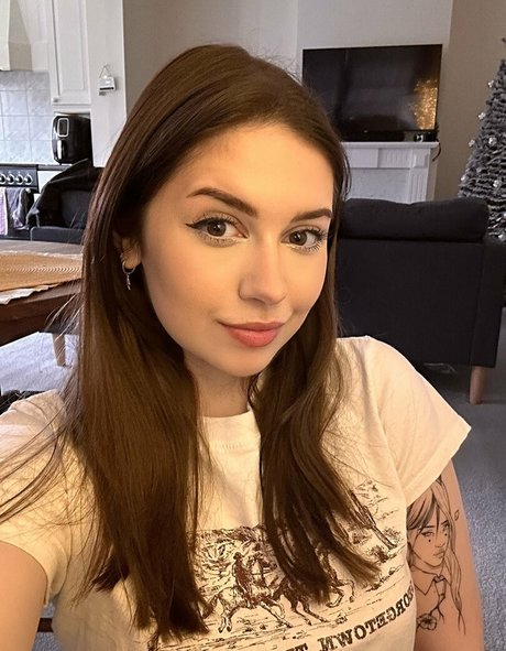 Harrie Silver naked star pic