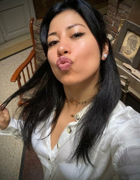 naughty skull perfect star photo