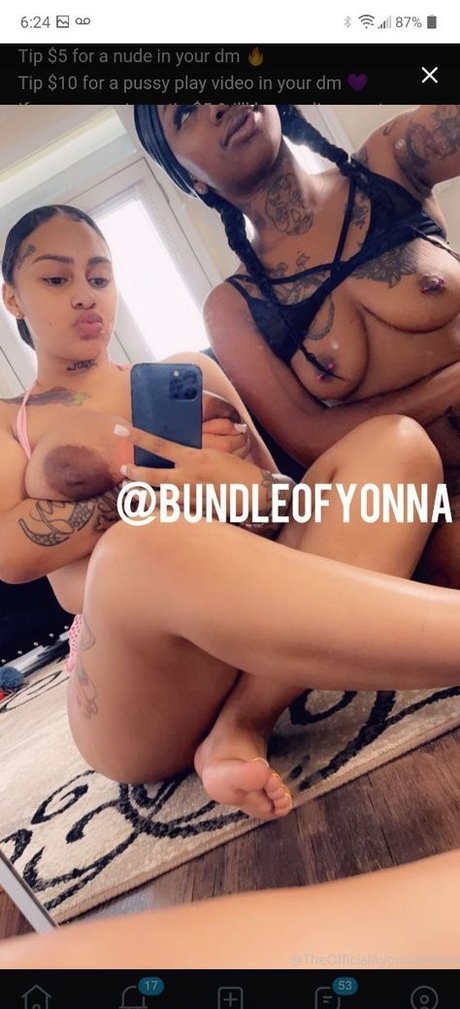 FineAssYonna model beautiful photo