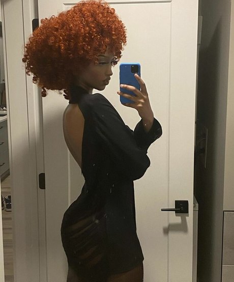 Solaya Ismail nudes pornstar image