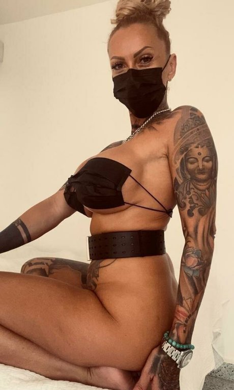 sophiadreams pornstar naked pic