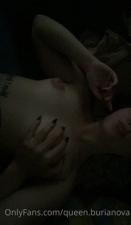 top queen free actress pic