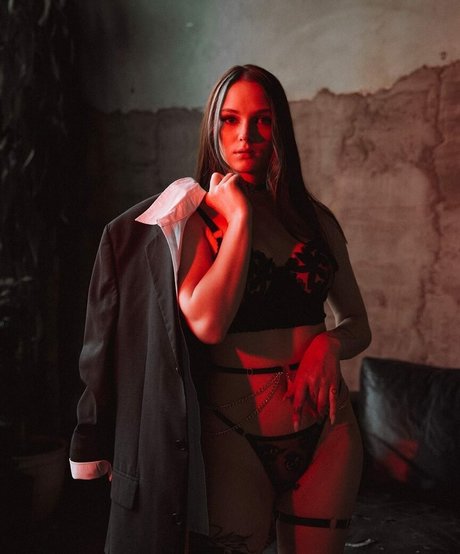 Leron Baron star top pictures