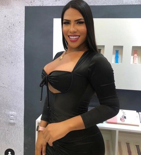 Lia Ferraz_ porn star pic