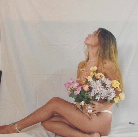 Analise star adult pic