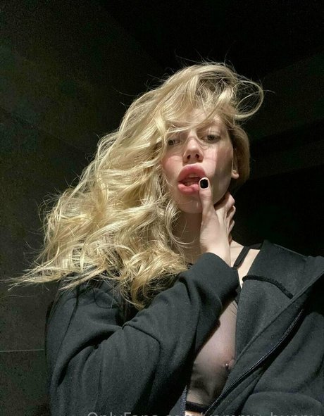 yammy bunny sexy star photo