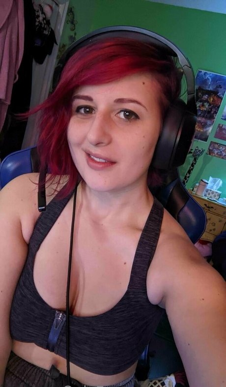 baeged model art picture