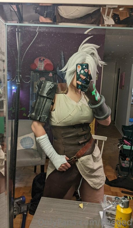 baeged hd actress img