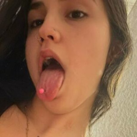 lussiifeerrr hd pornstar image