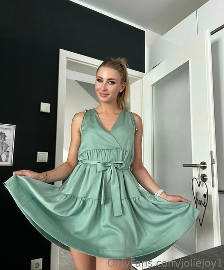 joliexxx1 hd actress img