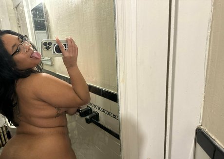 jucykitty pornographic actress photo