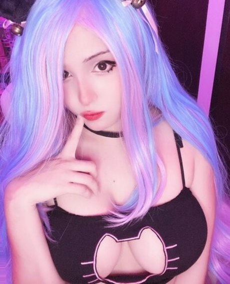 Hell Chan nude actress galleries