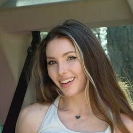 Sophie McArdi star beautiful pictures